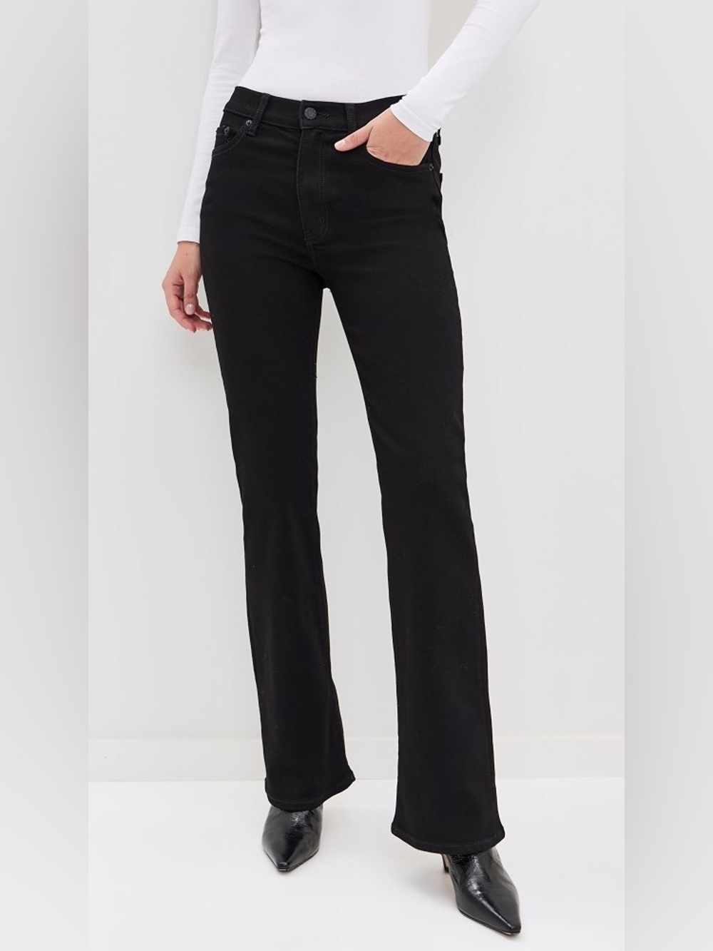 DAZE Cover Girl Mid Rise Bootcut Jeans – Size 27